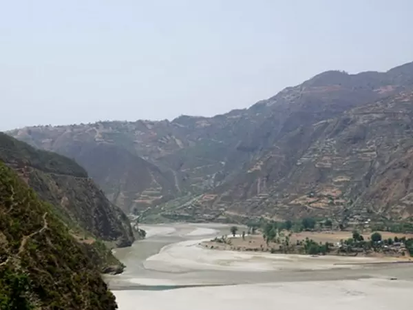  Arthquake Relief 2015 5